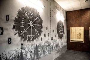 Axe Throwing in Fun Arena in the centre of Prague