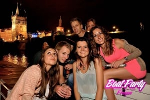 Prague: Boat Party with Unlimited Drinks & After Party Entry