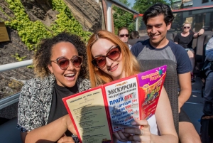 プラハ市内観光 HOHOバス、キャッスルツアー＋リバークルーズ