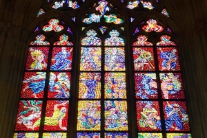 Complete Prague Castle Tour in Spanish. Entrance Fees Included