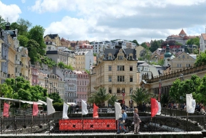 Dagtocht van Praag naar Karlovy Vary (gebied met hete bronnen)