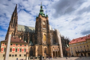 Discover Prague – 4 Hours Tour Driving