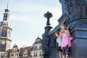 Dresden: Old Town Scavenger Hunt for Children