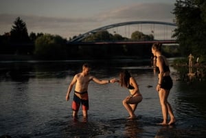 Viagem de 1 dia em E-Bike a partir de Praga: O poderoso Castelo de Karlstejn