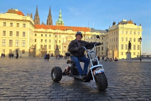 Prag: Geführte Sightseeingtour mit dem Elektro-Dreirad