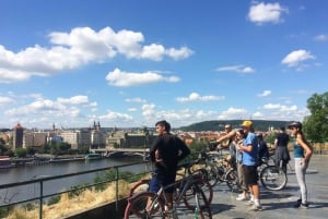 Wyjątkowa prywatna wycieczka rowerowa do Pragi