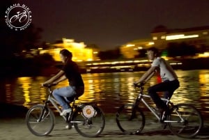 Wyjątkowa prywatna wycieczka rowerowa do Pragi