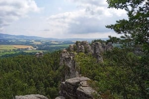 From Prague: Full-Day Bohemian Paradise Guided Hiking Trip