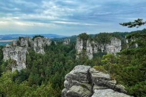 From Prague: Full-Day Bohemian Paradise Guided Hiking Trip