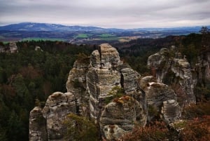 From Prague: Full-Day Bohemian Paradise Guided Hiking Trip