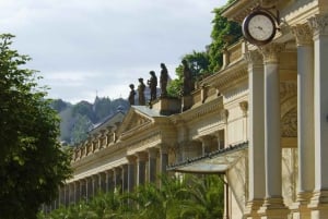From Prague: Day Trip to Karlovy Vary with Spa House Visit