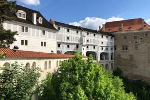 From Prague: Full-Day Cesky Krumlov Tour with Castle Entry