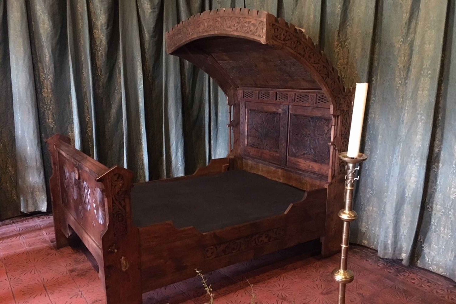 Prahasta: Karlstejnin linnakierros