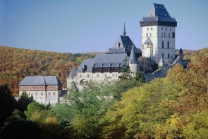 Prahasta: Karlstejnin linnakierros