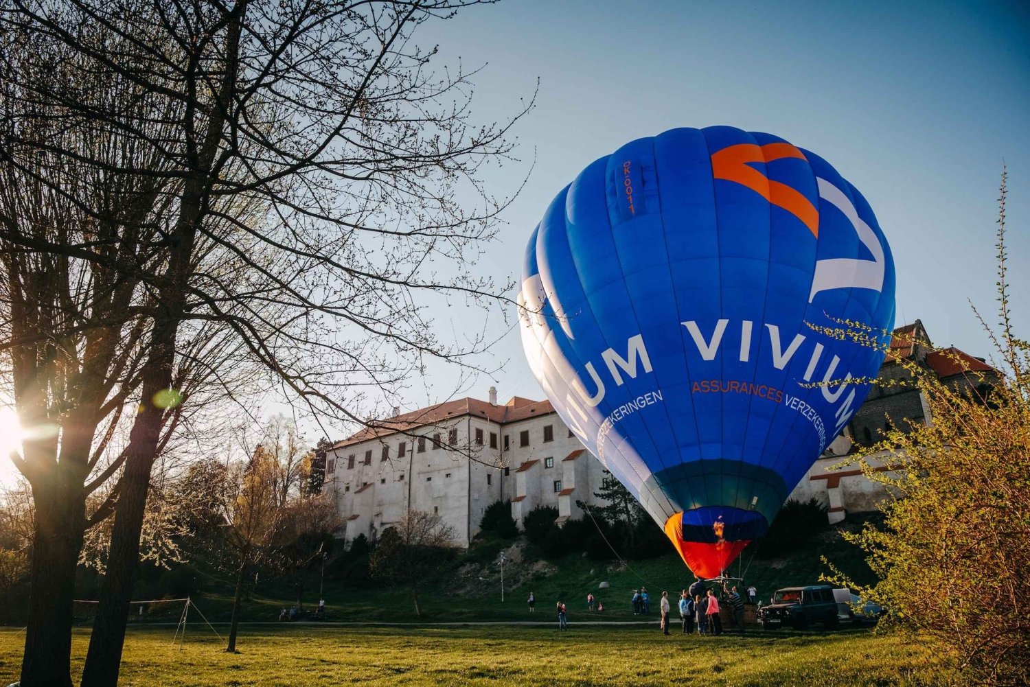 From Prague: Hot Air Balloon Ride with Champagne and Snacks