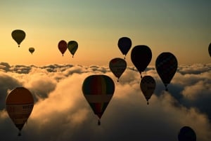 From Prague: Hot Air Balloon Ride with Champagne and Snacks