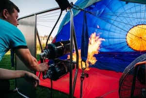 From Prague: Hot Air Balloon Ride with Champagne and Snacks