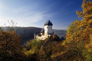 Von Prag: Schloss Karlstein Ticket ohne Anstehen und Tour
