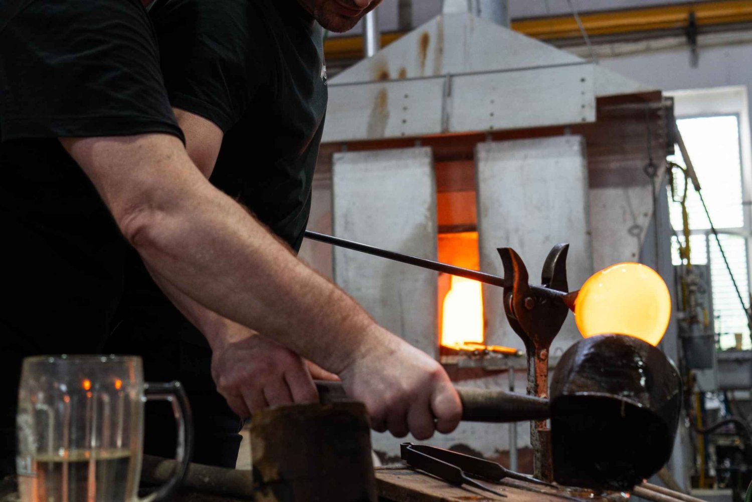 From Prague: Koněprusy Caves and Bohemian Glassworks Tour