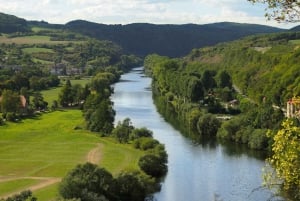 From Prague: Křivoklát Castle & Motorcycle Museum Day Trip