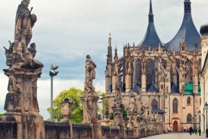 From Prague: Kutná Hora, Bone Church & Folk Museum Tour