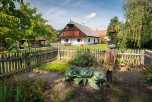 From Prague: Kutná Hora, Bone Church & Folk Museum Tour