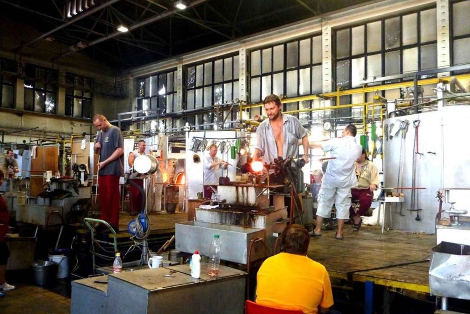 Из Праги: частная однодневная экскурсия в Карловы Вары и музей стекла Moser