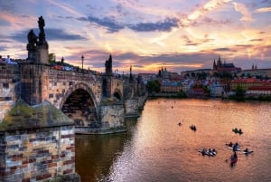 Vienna: Prague Full-Day Guided Tour