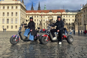 Wielka wycieczka po mieście na elektrycznym trójkołowcu w Pradze - przewodnik na żywo
