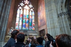 Guided Tour of Prague Castle with Ticket and Transport