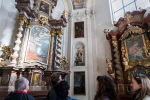 Guided Tour of Prague Castle with Ticket and Transport