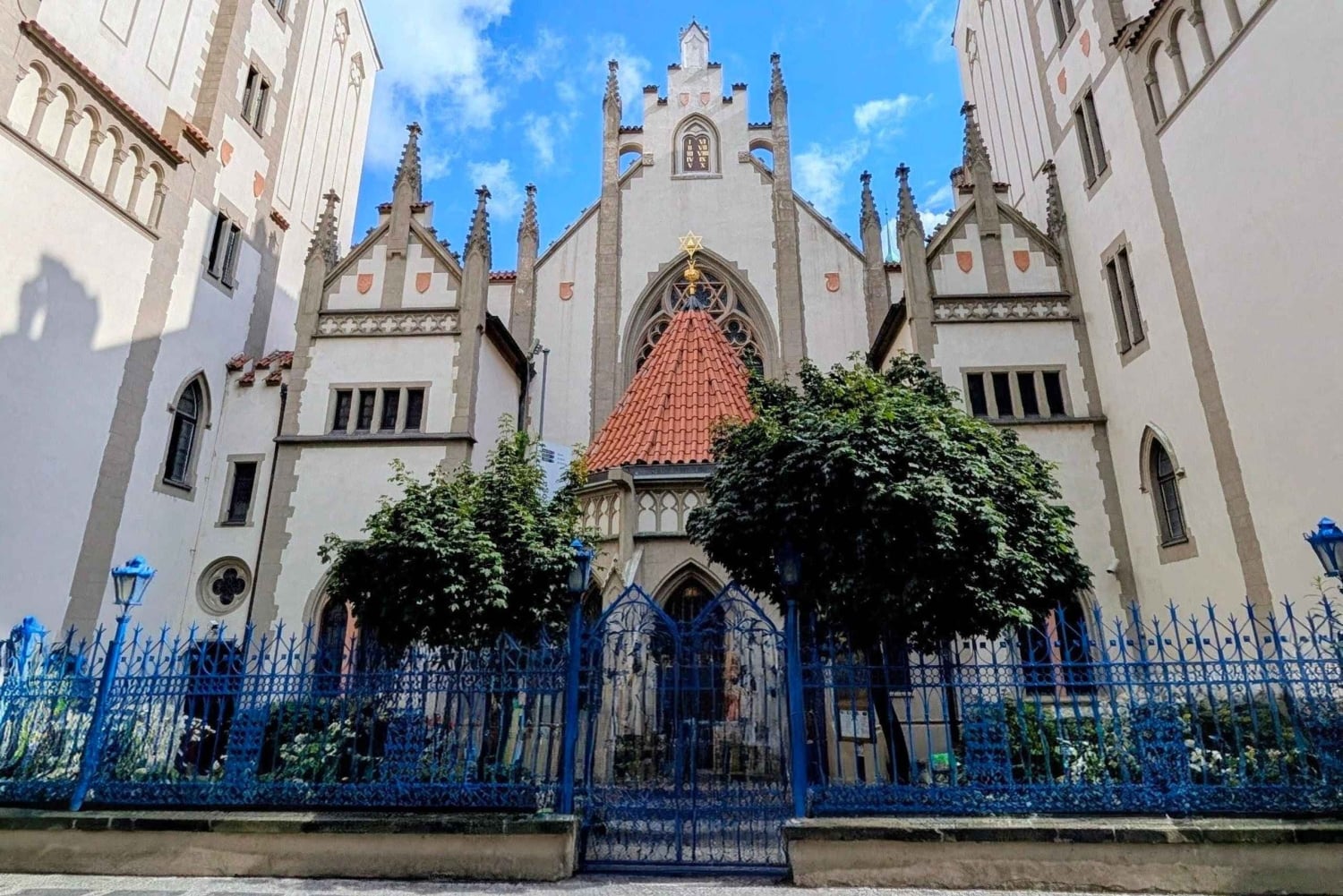Praga judaica: tour guiado com sinagogas e entrada no cemitério