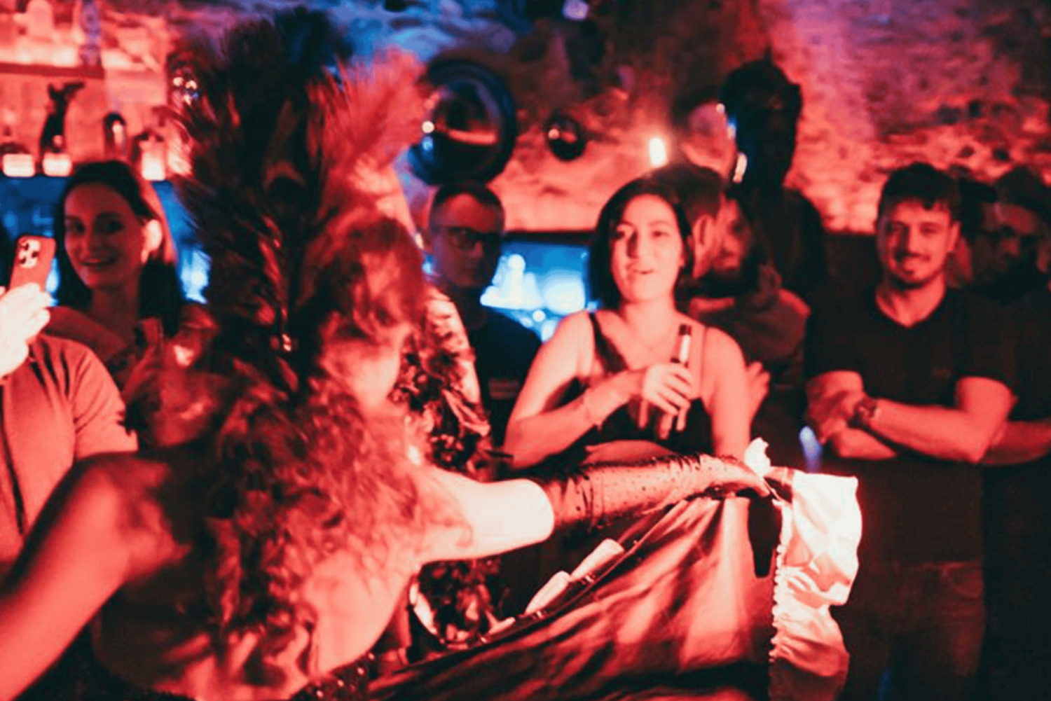 Le Valmont NYE com bar aberto, música ao vivo e DJ