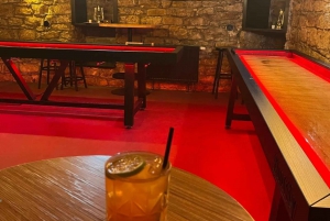 Ping pong o shuffleboard per un massimo di 6 giocatori.