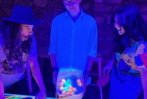 Ping pong o shuffleboard per un massimo di 6 giocatori.