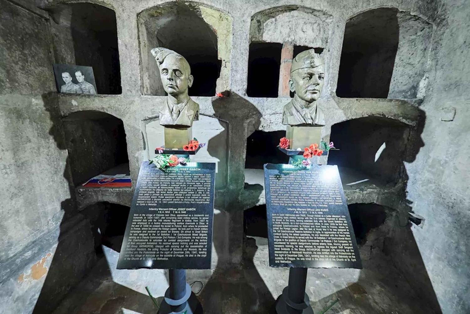 Excursión Operación Antropoide o Excursión al Campo de Concentración de Terezín