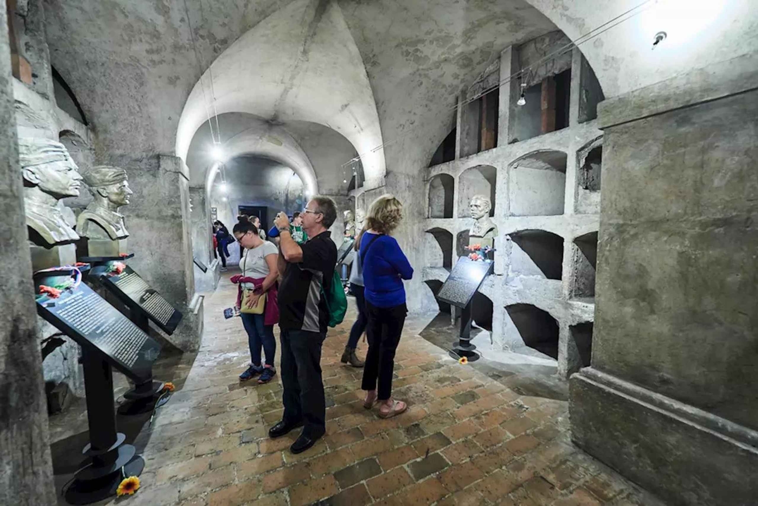 Excursión Operación Antropoide o Excursión al Campo de Concentración de Terezín