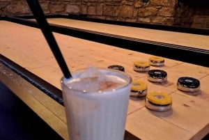 Ping pong o shuffleboard per un massimo di 6 giocatori.