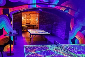 Ping pong o shuffleboard per un massimo di 6 giocatori.