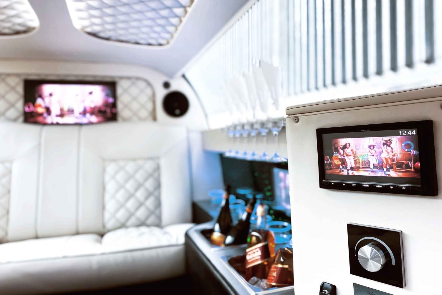 Praga: Aluguer de Limusina Vintage por 1 hora