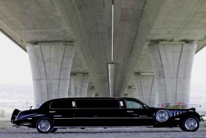Praga: Aluguer de Limusina Vintage por 1 hora