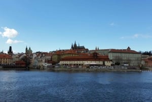 Prague: 2-Hour Lunch Cruise on the Vltava River