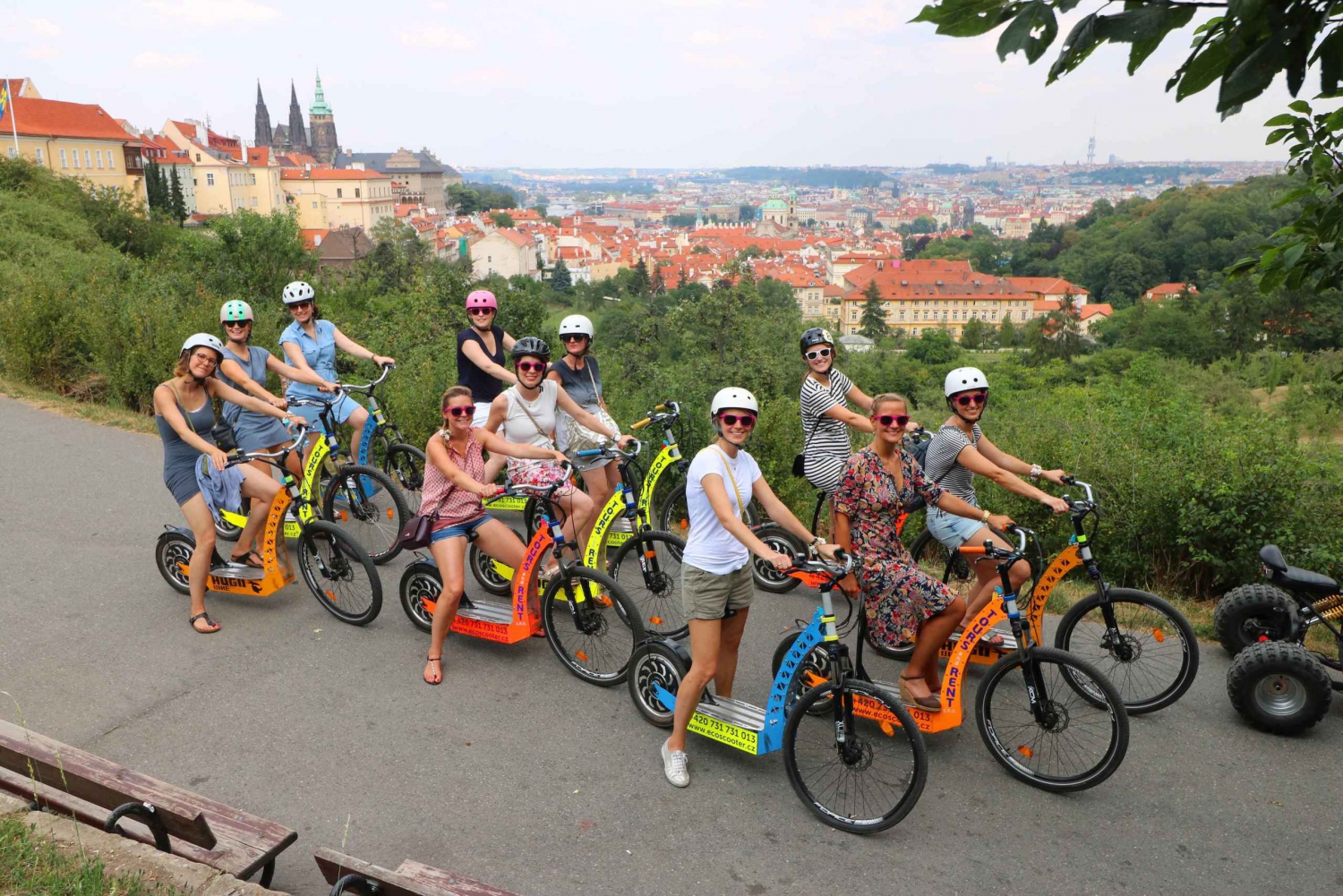 Prague : Visite en scooter électrique ou eBIke