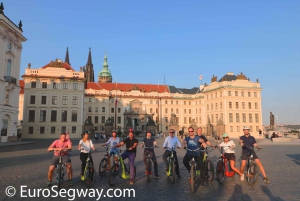Praha: Tur med elsparkesykkel eller Cruiser eBike