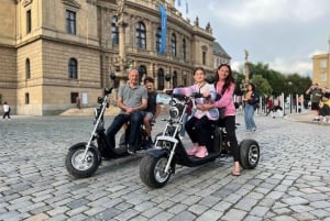 Prague: 2 hours FUN TRIKE tour in Prague with guide