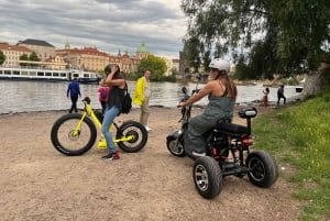 Prague: 2 hours FUN TRIKE tour in Prague with guide