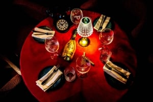 Prague: 3-Course Dinner & Live Cabaret Show at Medusa