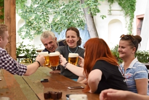 Prag: 3-stündige Bier Tour und traditionelles tschechisches Abendessen
