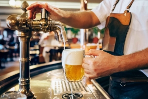 Prag: 3-stündige Bier Tour und traditionelles tschechisches Abendessen