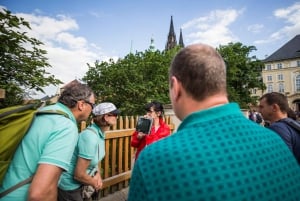Prague: 3–Hour Castle Grounds Walking Tour and River Cruise